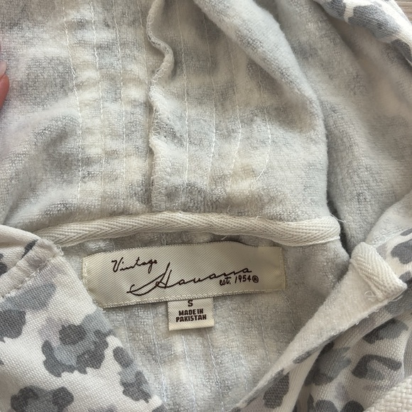 NWT Vintage Havana Leopard Print Sweatshirt - Picture 3 of 4